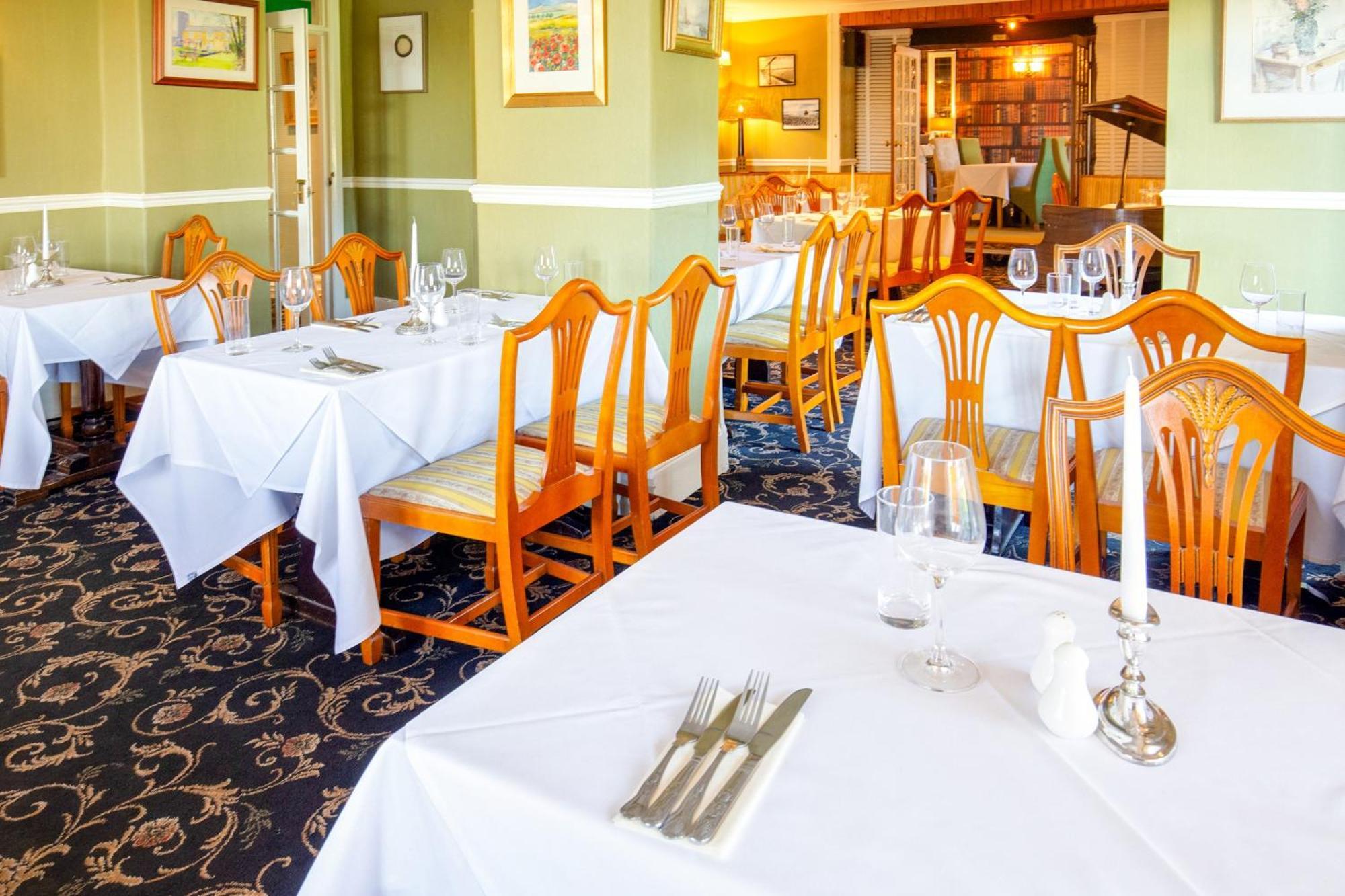 Oyo Lamphey Hall Hotel Pembroke